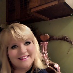 Meet your Posher, Chchristina